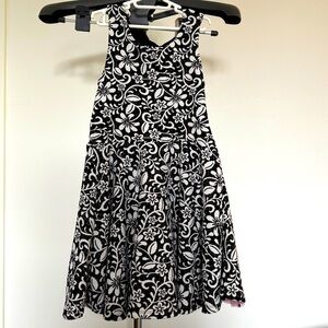 👗 EEUC GIRLS FLORAL DRESS BLACK WHITE OPEN BACK BOW